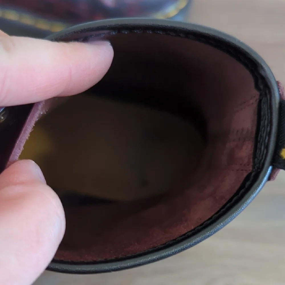 Dr. Martens 1460 SMOOTH LEATHER LACE UP BOOTS - Cherry Red Smooth - Size 7 - Picture 10 of 12